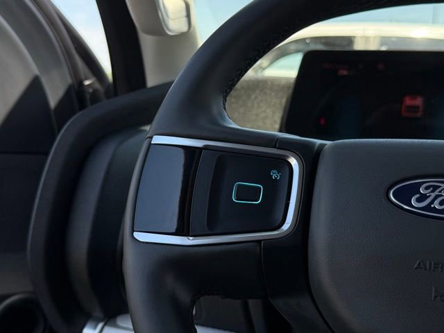 Used 2025 Ford Expedition Max Active AWD/4WD image 10