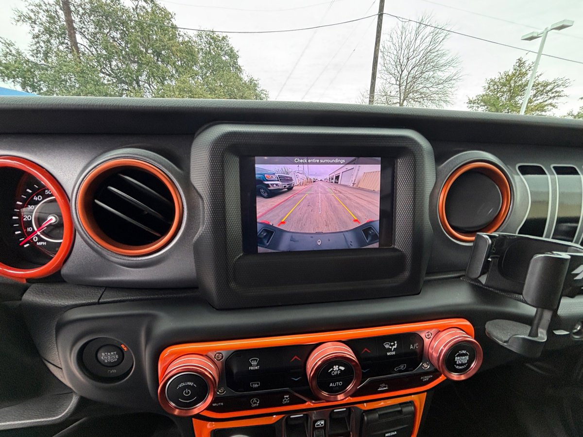 Used 2021 Jeep Gladiator Mojave w/ LED Lighting Group image 9