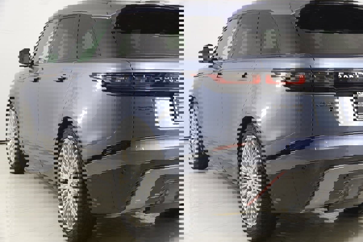 Used 2021 Land Rover Range Rover Velar R-Dynamic S image 24