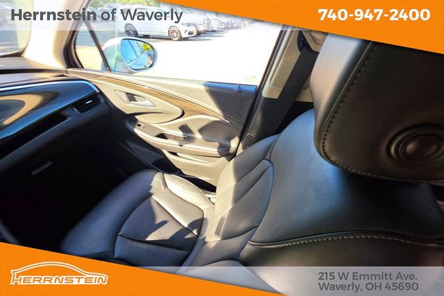 Used 2019 Buick Envision Essence FWD image 11