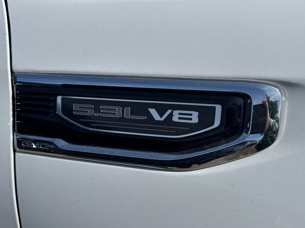 Used 2023 GMC Sierra 1500 SLT image 3