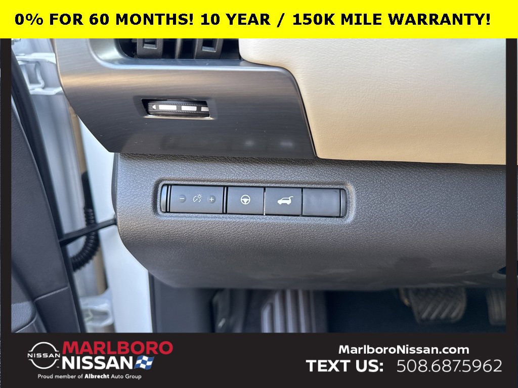 New 2025 Nissan Pathfinder SL w/ Cargo Package image 30