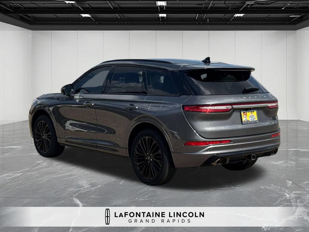 Certified 2023 Lincoln Corsair Reserve w/ Equipment Group 202A AWD/4WD image 3
