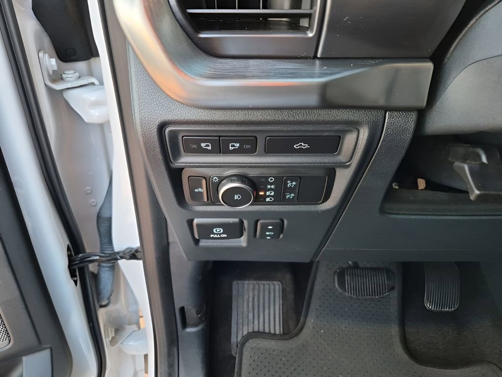 Used 2022 Ford F150 Lariat w/ Equipment Group 501A Mid AWD/4WD image 33