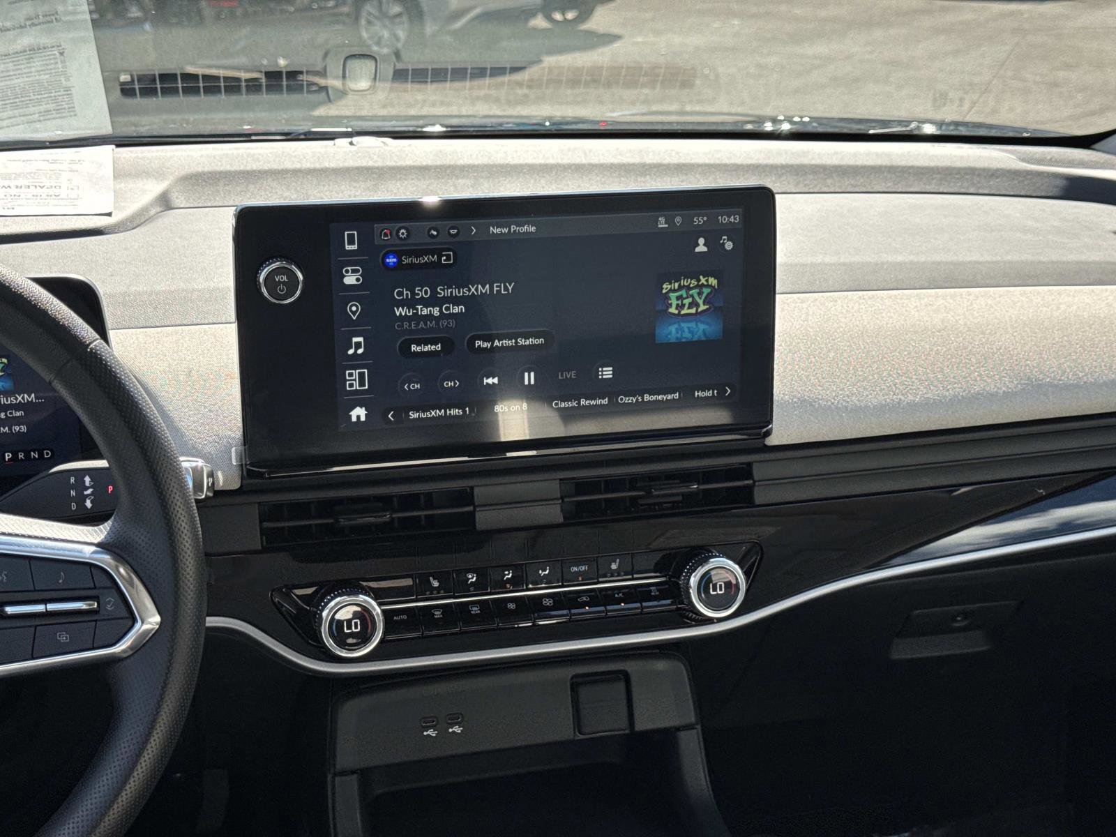 Used 2025 Honda Prologue EX image 10