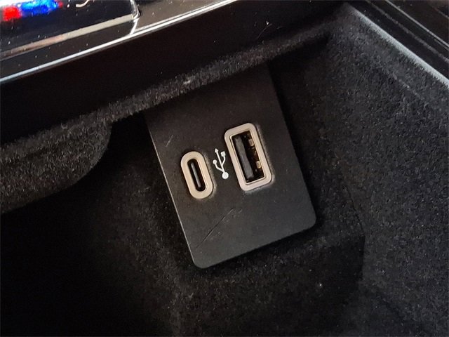 Used 2021 Lincoln Nautilus AWD w/ Equipment Group 101A image 24