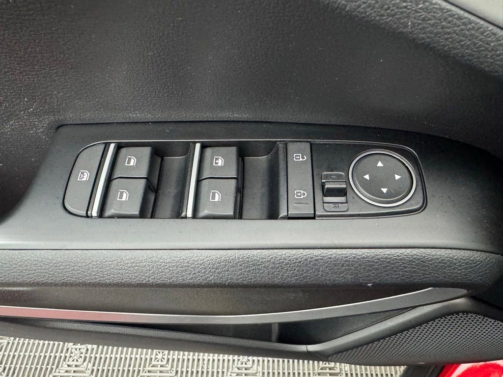 Used 2020 Kia Soul LX image 14