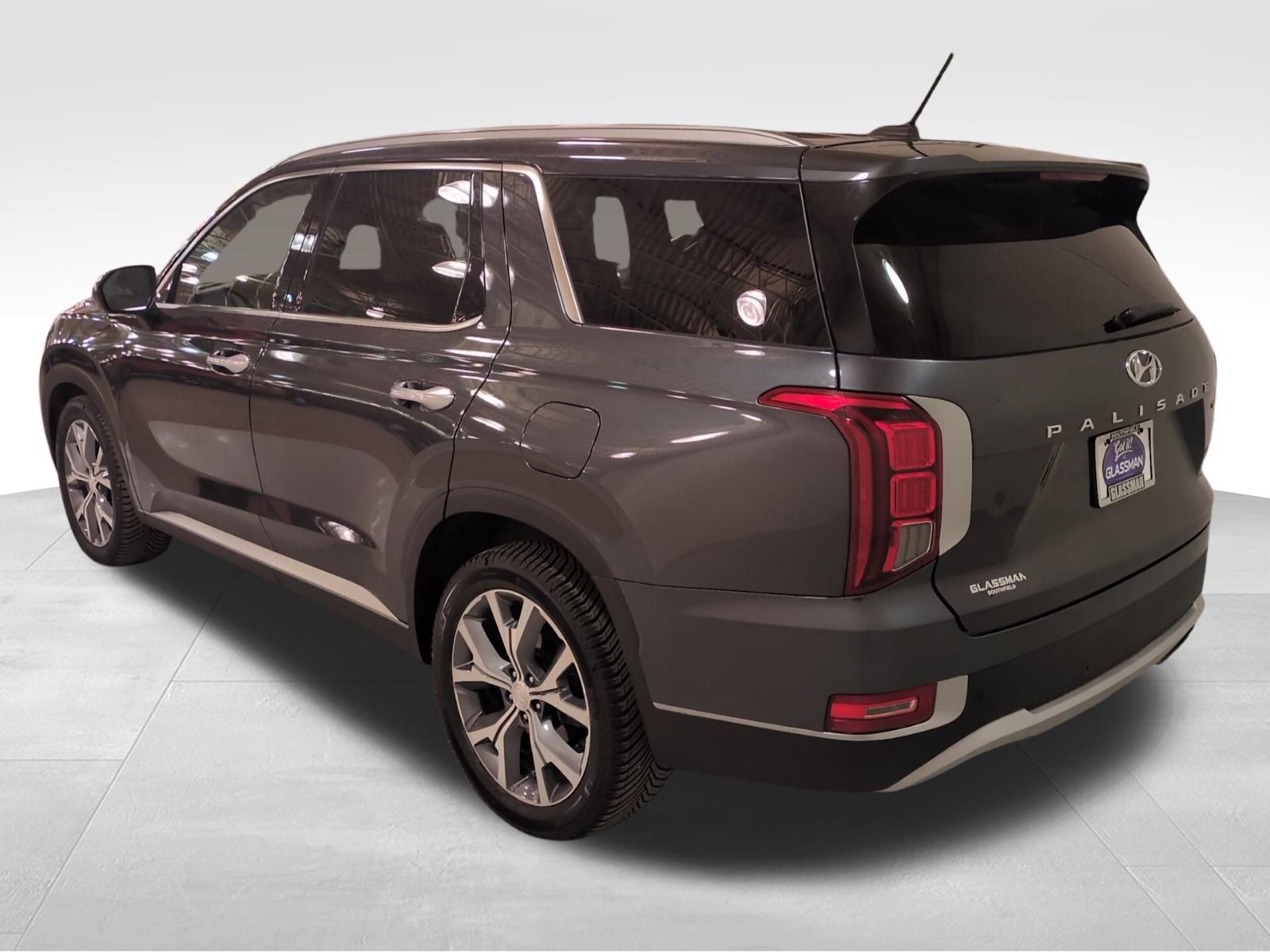 Used 2020 Hyundai Palisade SEL w/ Premium Package image 5