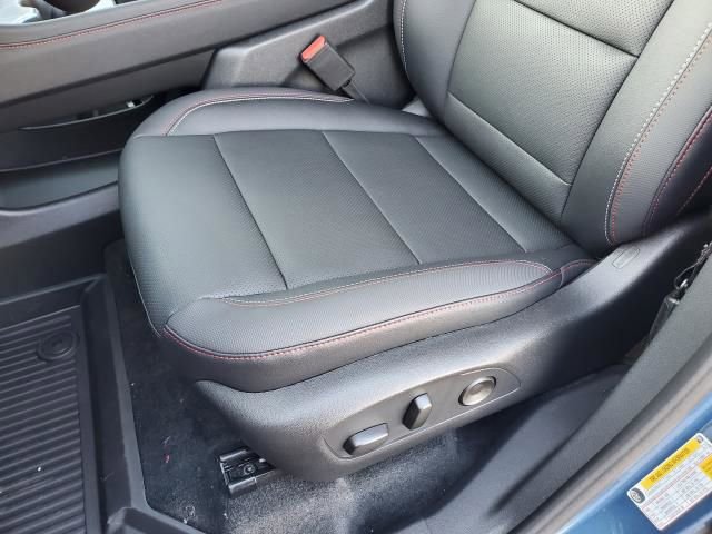 New 2026 Chevrolet Traverse Z71 w/ Enhanced Driving Package image 17