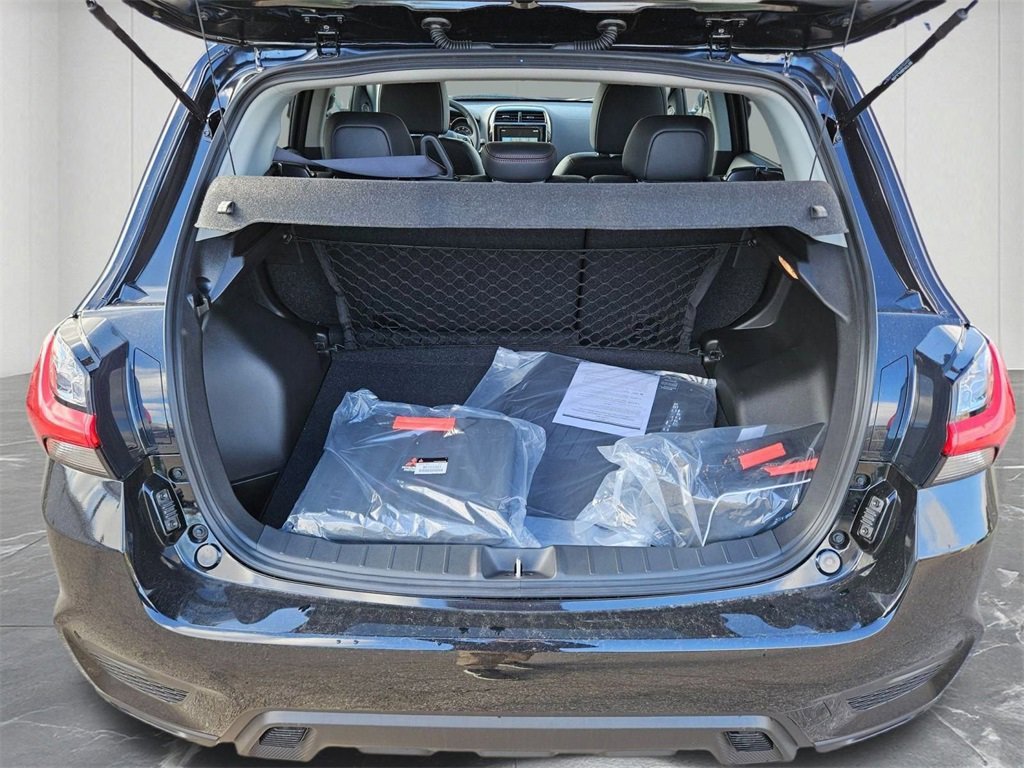 New 2025 Mitsubishi Outlander Sport SE image 28