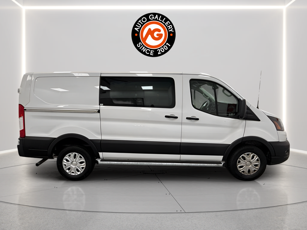 Used 2025 Ford Transit 250 Low Roof w/ Exterior Upgrade Package RWD image 3