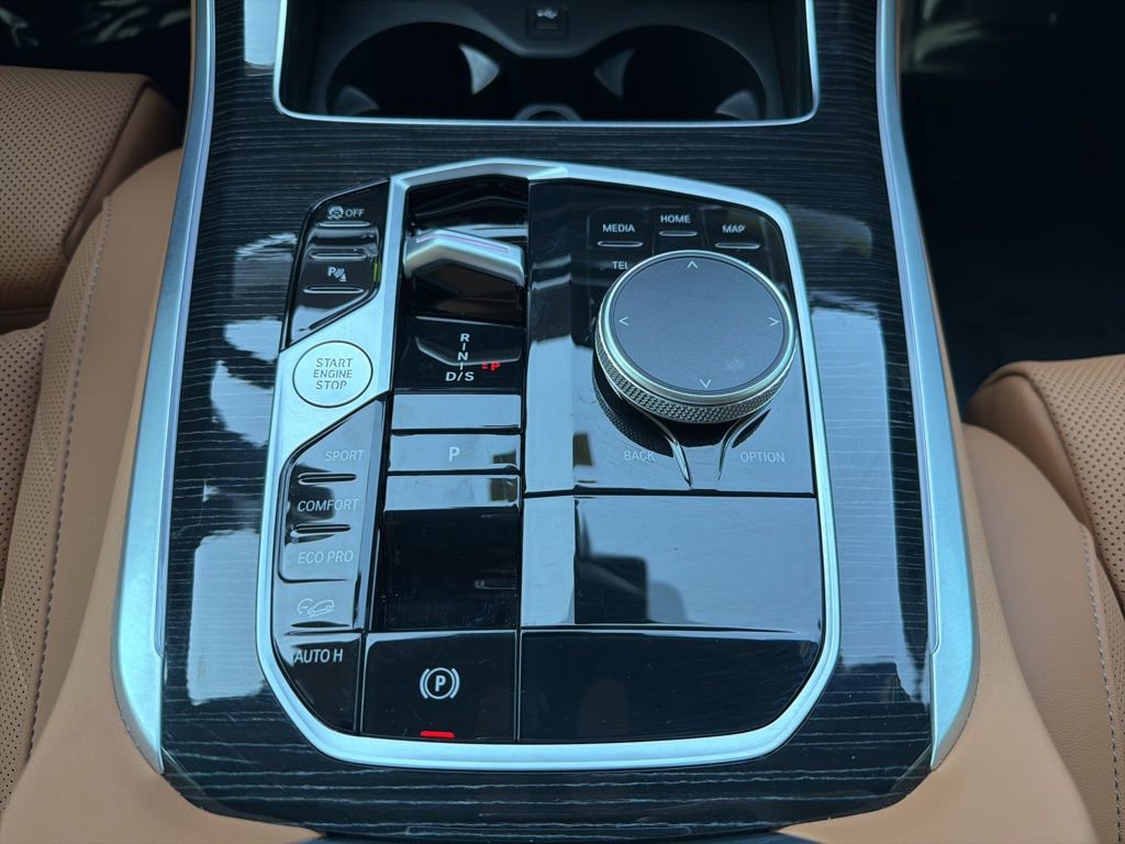 Used 2026 BMW X5 xDrive40i w/ M Sport Package image 15