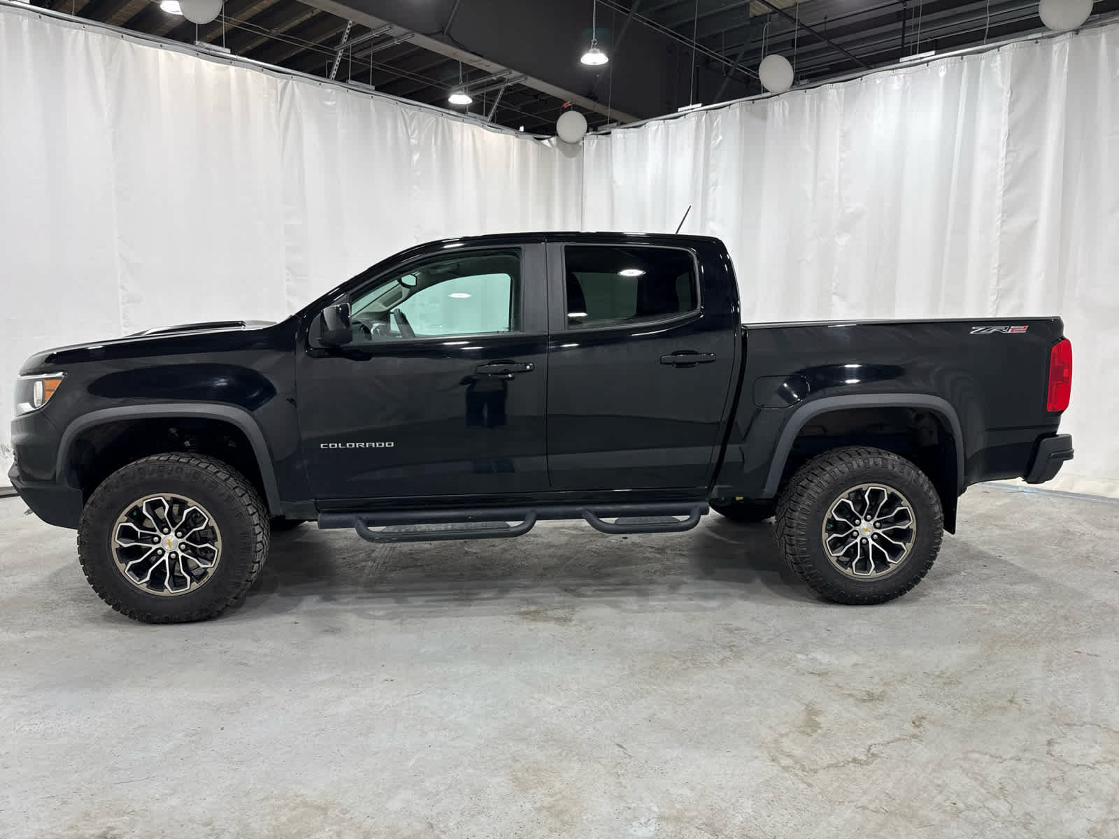 Certified 2022 Chevrolet Colorado ZR2 AWD/4WD image 2