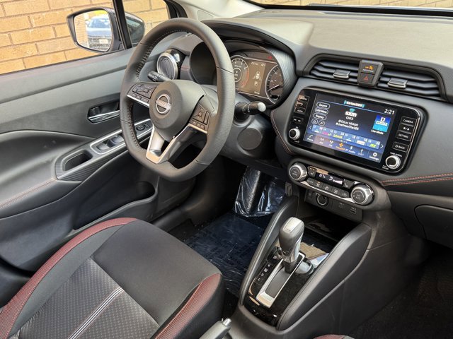 New 2025 Nissan Versa SR w/ Trunk Package image 10