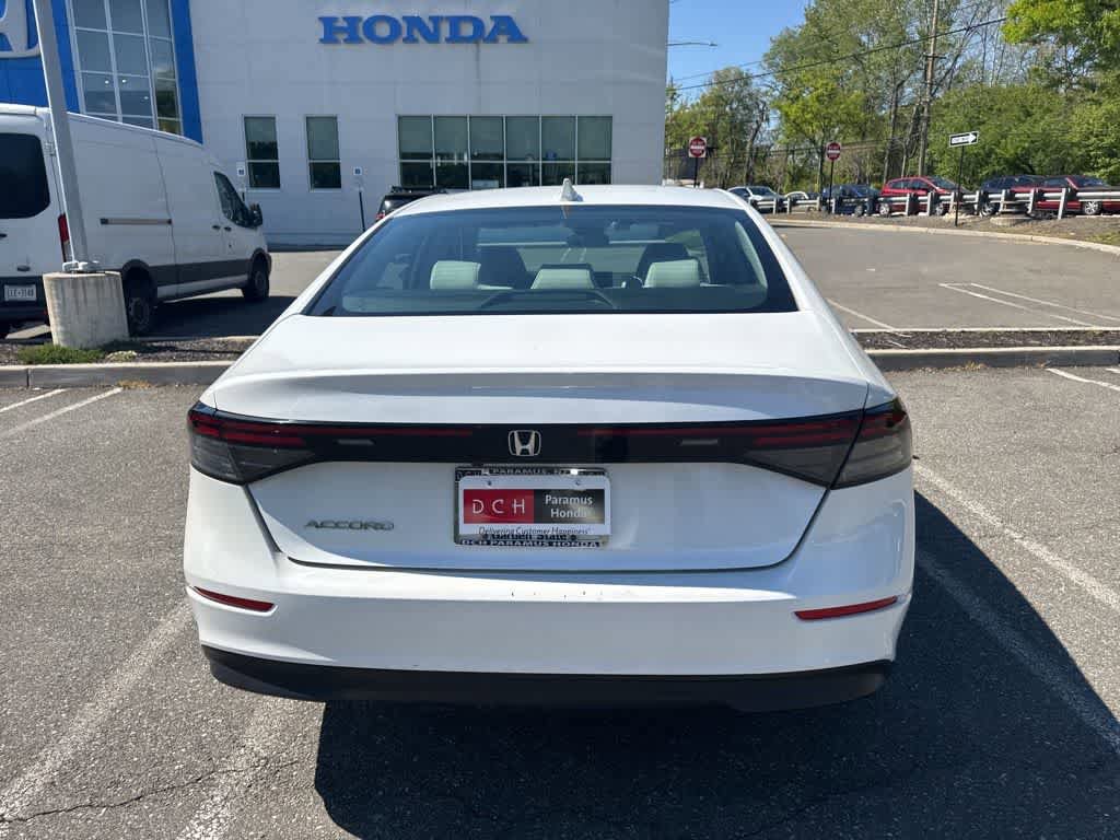 Used 2023 Honda Accord EX image 14