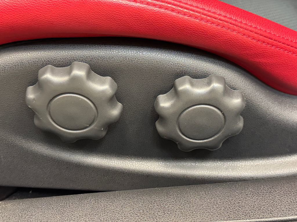 Used 2024 Nissan Z Performance w/ Floor Mat Package RWD image 10