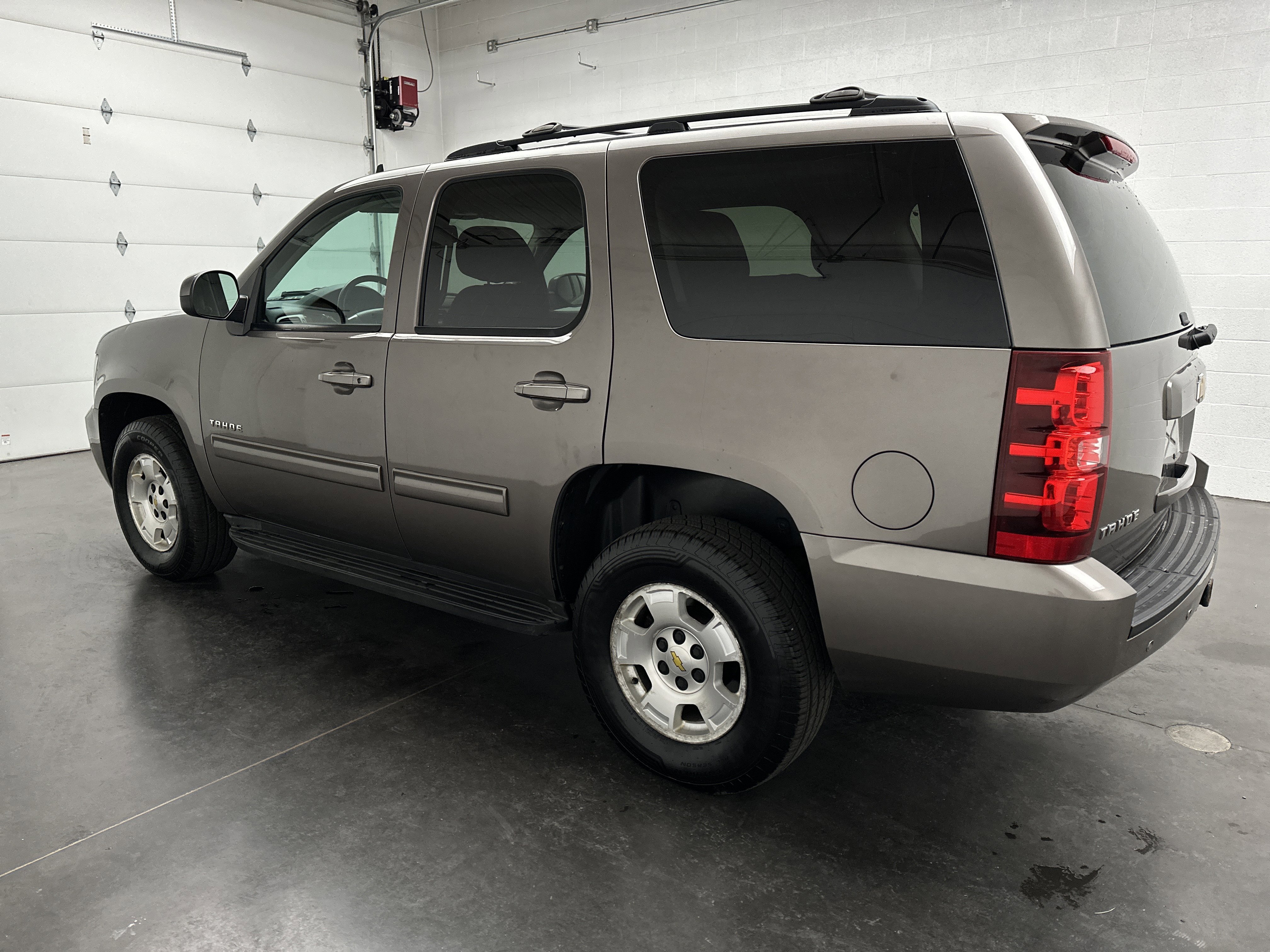 Used 2012 Chevrolet Tahoe LS w/ Convenience Package image 5