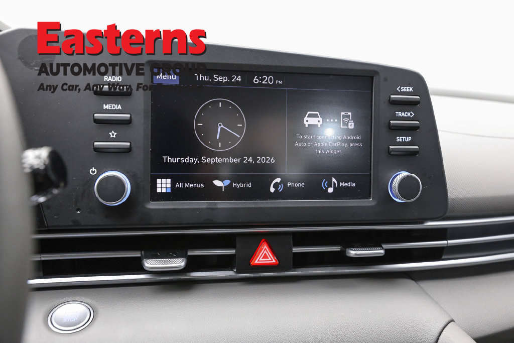 Used 2026 Hyundai Elantra Hybrid FWD image 20