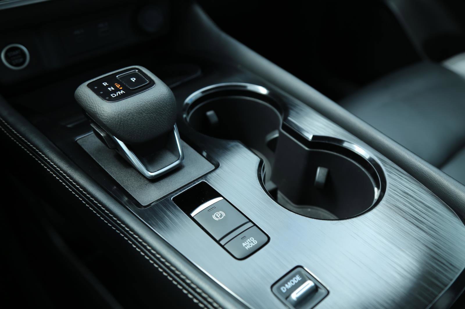 Used 2023 Nissan Rogue SL w/ SL Premium Package image 18