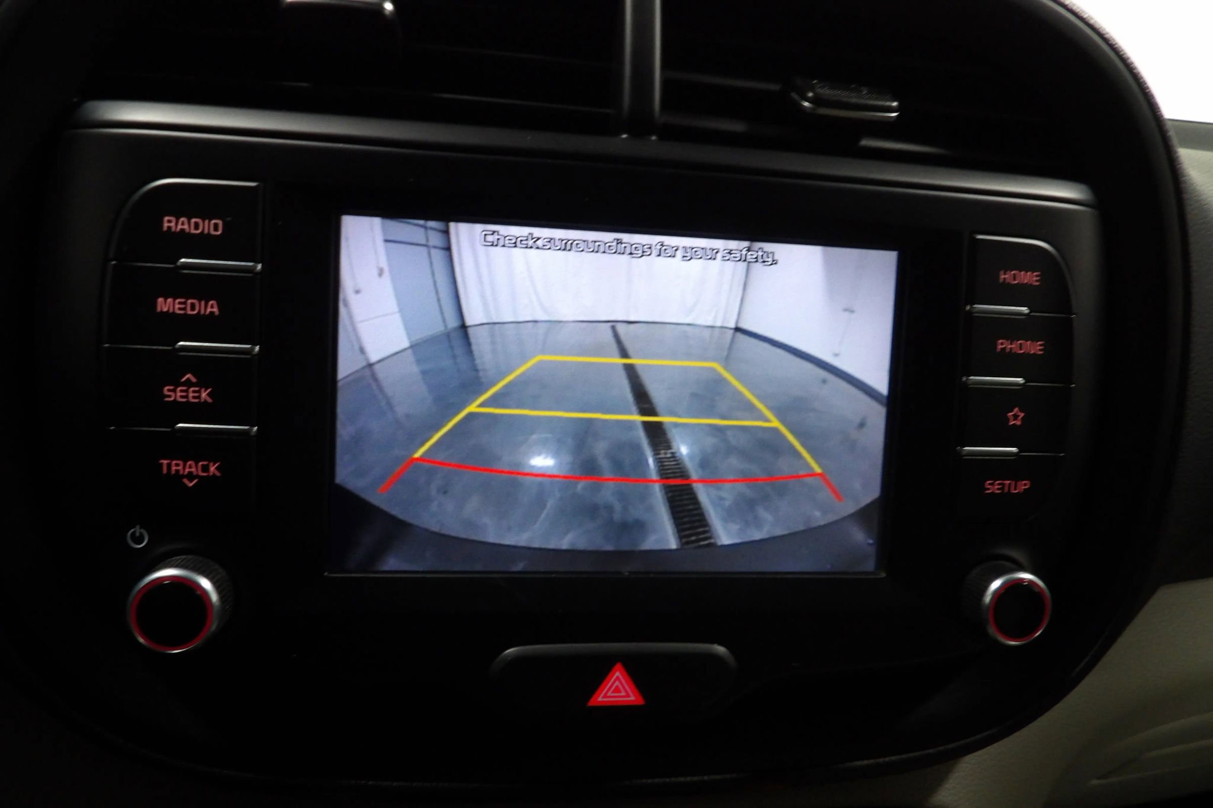 Used 2020 Kia Soul LX FWD image 13