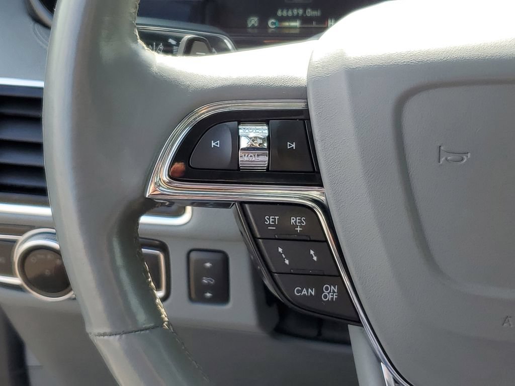 Used 2019 Lincoln Navigator Reserve w/ Cargo Package AWD/4WD image 13