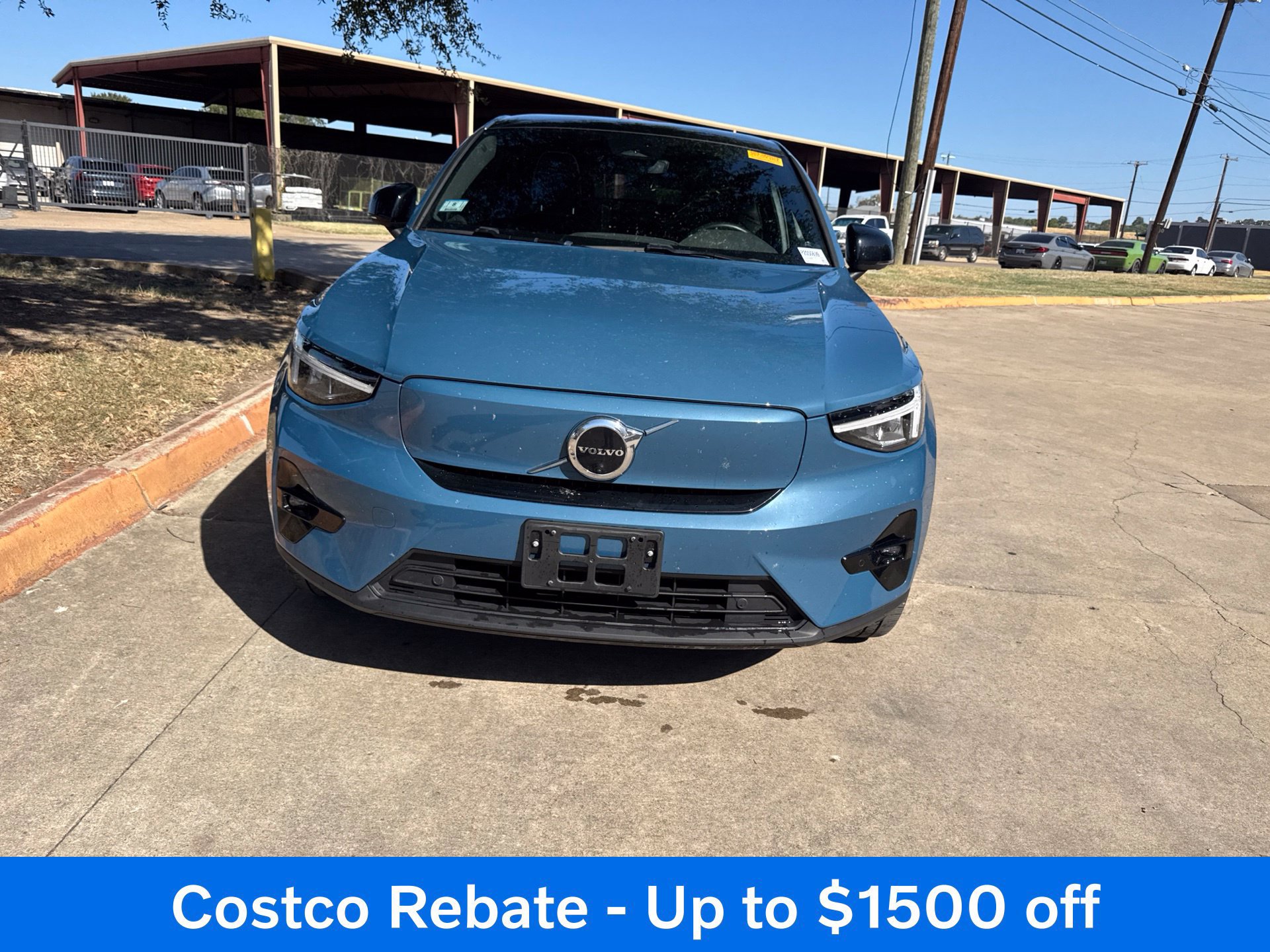 Certified 2023 Volvo C40 P8 Recharge Plus AWD/4WD image 2