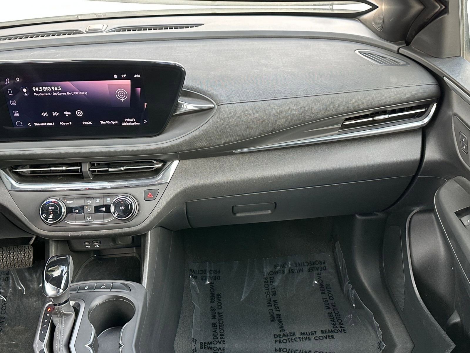 Used 2025 Buick Envista Preferred image 33