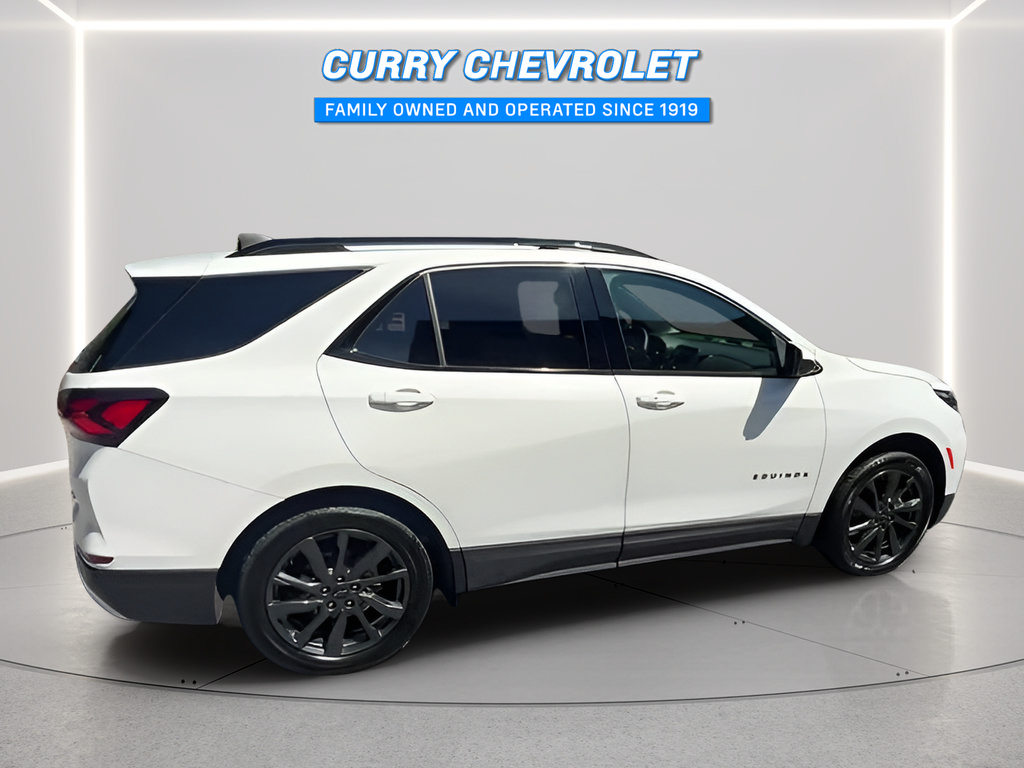 Used 2023 Chevrolet Equinox RS AWD/4WD image 14