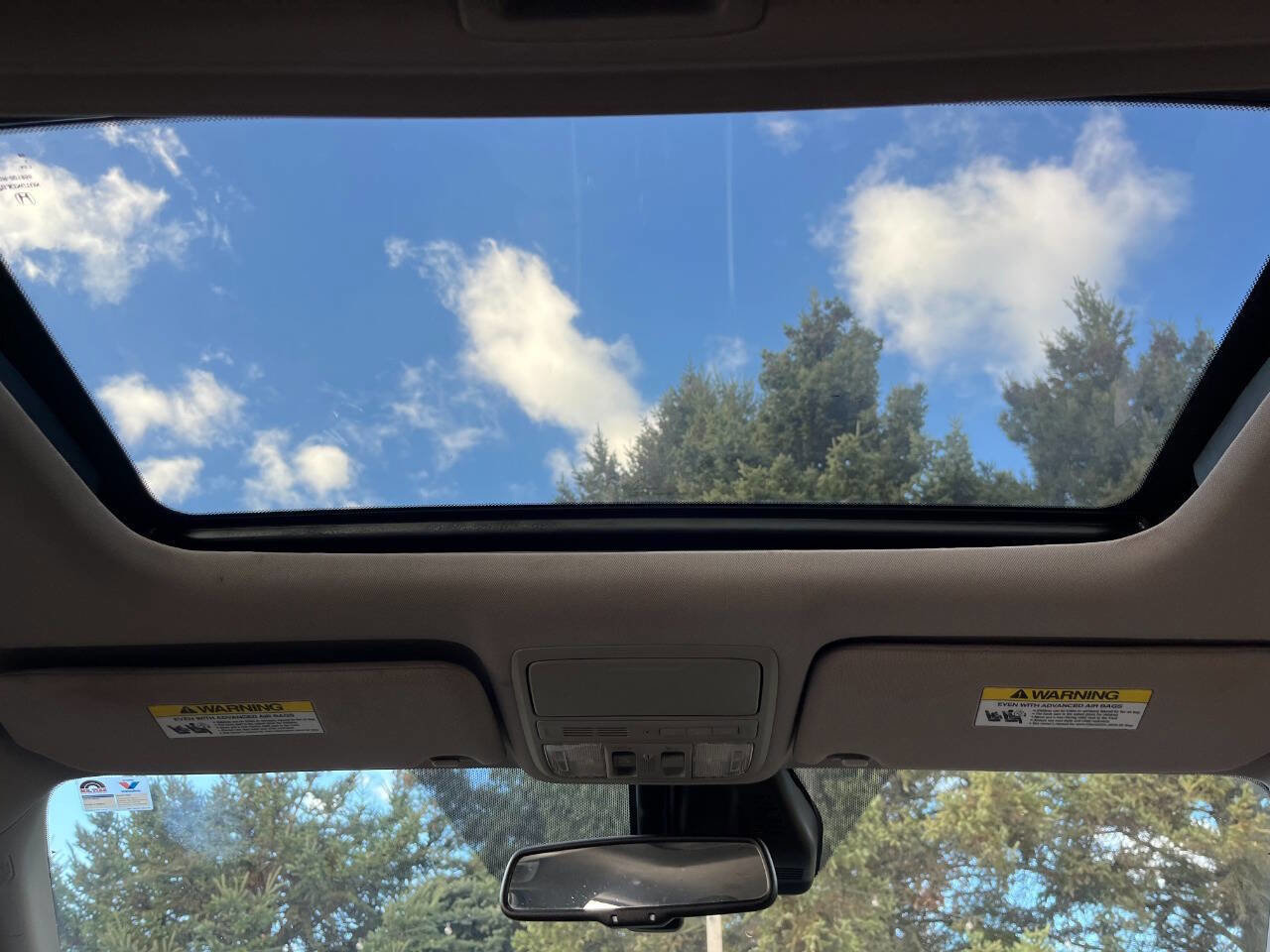 Used 2017 Honda Accord Touring image 7