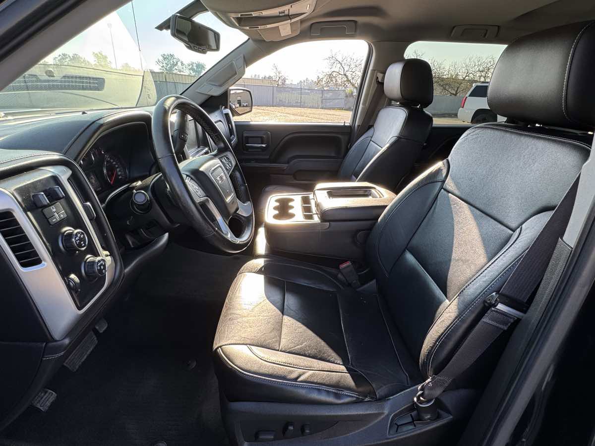 Used 2015 GMC Sierra 1500 SLT w/ SLT Crew Cab Value Package image 22