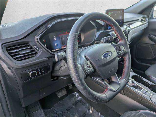 Used 2025 Ford Escape ST-Line image 10