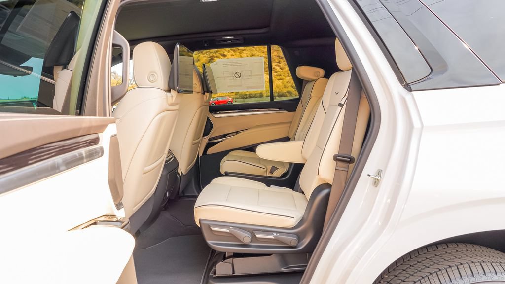 New 2026 Cadillac Escalade Sport AWD/4WD image 12