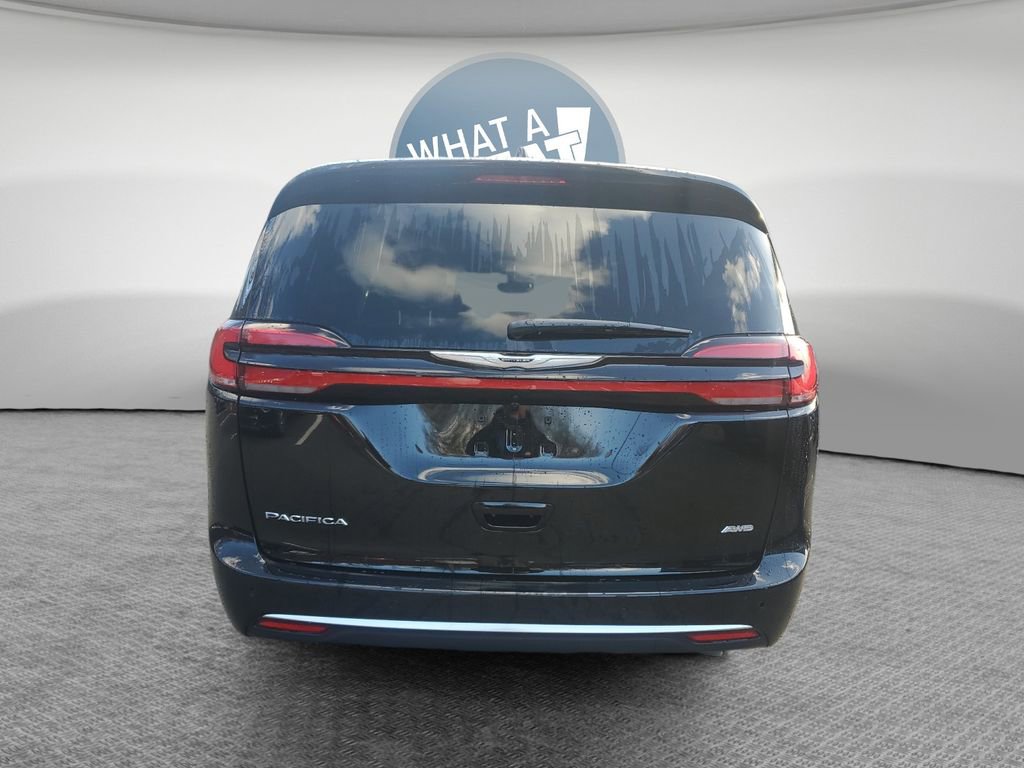 New 2026 Chrysler Pacifica Pinnacle image 5