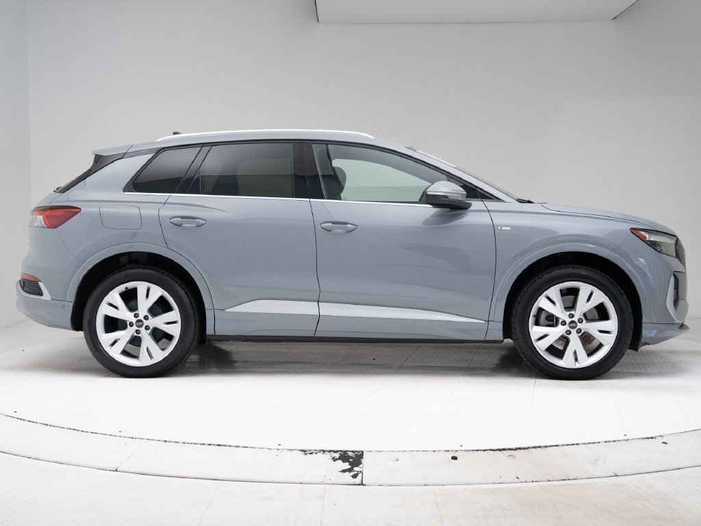 Used 2023 Audi Q4 e-tron Premium Plus w/ Premium Plus AWD/4WD image 33