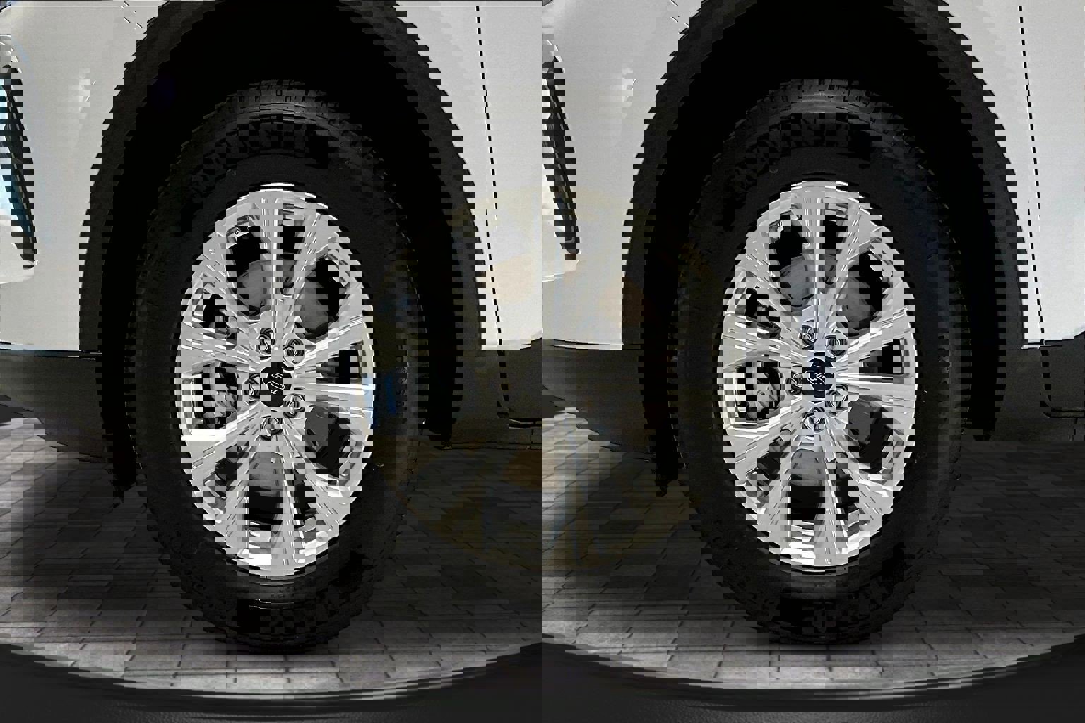 Used 2025 Ford Escape Active image 31