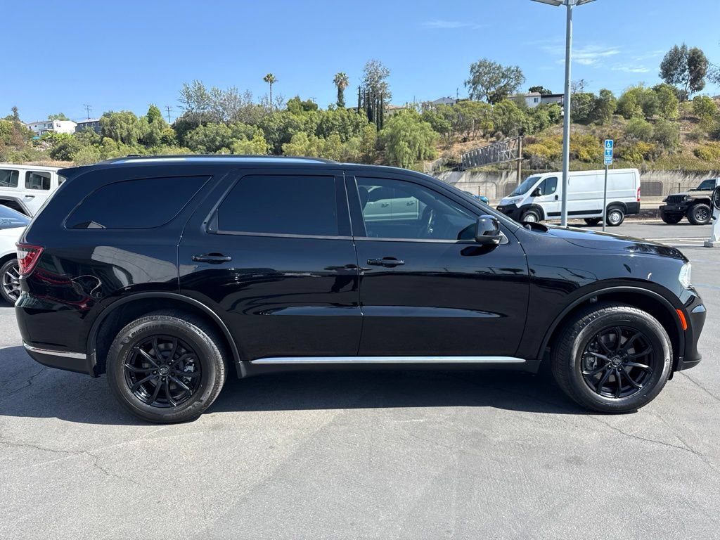 Certified 2023 Dodge Durango SXT w/ Trailer Tow Group IV AWD/4WD image 9