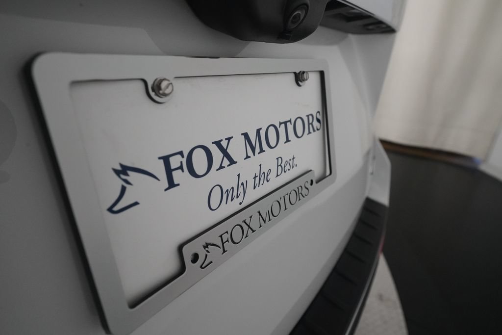 Used 2021 Ford Explorer XLT w/ Equipment Group 202A AWD/4WD image 38