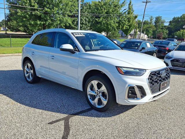 Certified 2023 Audi Q5 2.0T Premium Plus w/ Premium Plus Package AWD/4WD image 3