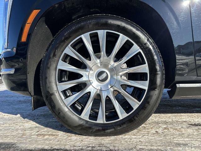 Certified 2025 Cadillac Escalade ESV Premium Luxury Platinum w/ LPO, Floor Liner Package image 9