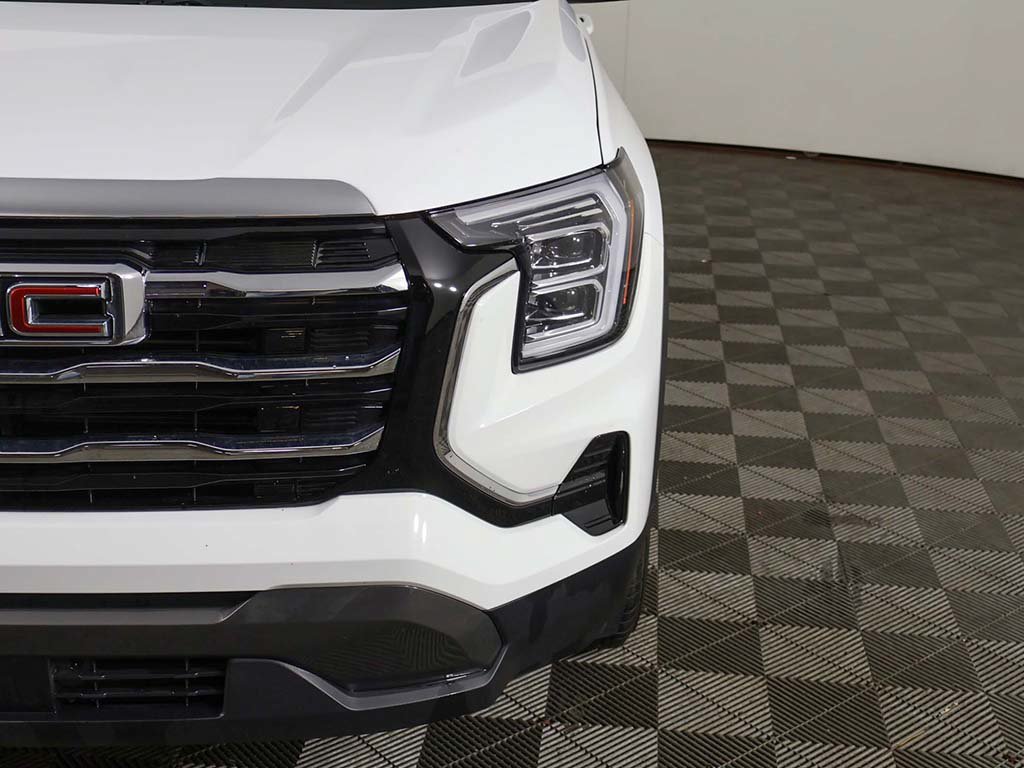 Used 2026 GMC Terrain Elevation FWD image 15