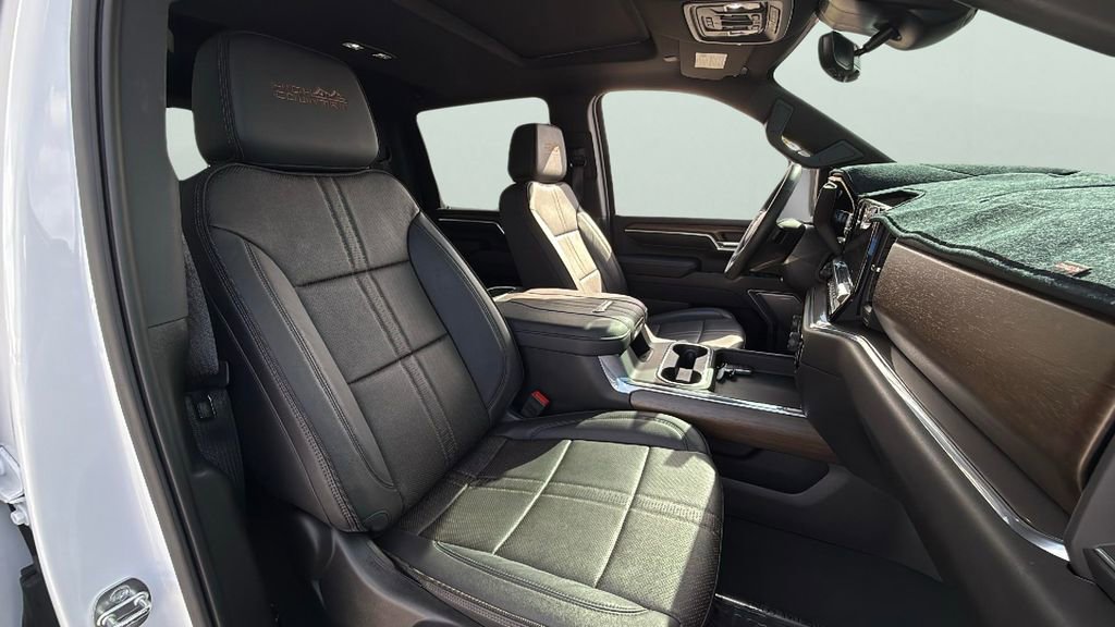 Certified 2024 Chevrolet Silverado 2500 High Country w/ High Country Premium Package image 33