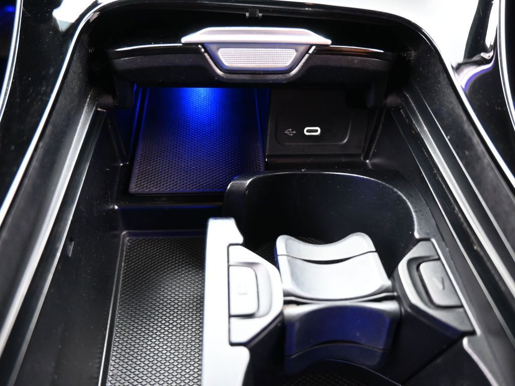 Used 2022 Mercedes-Benz C 300 Sedan w/ Exclusive Trim Package image 27