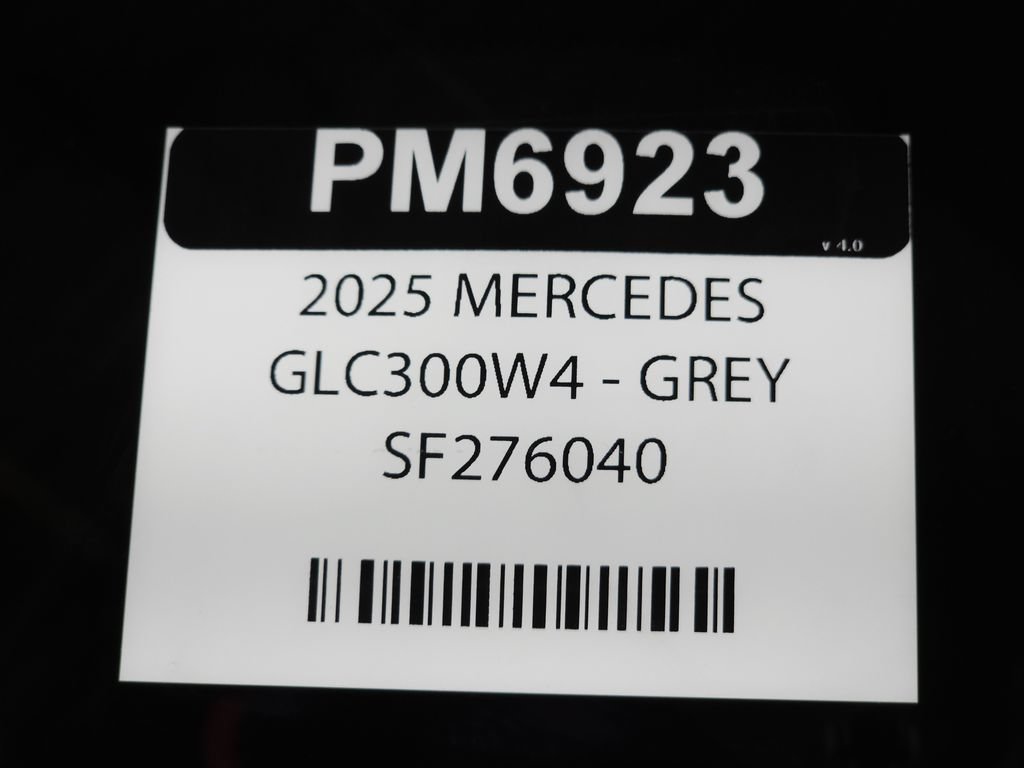 Used 2025 Mercedes-Benz GLC 300 4MATIC w/ AMG Line image 37