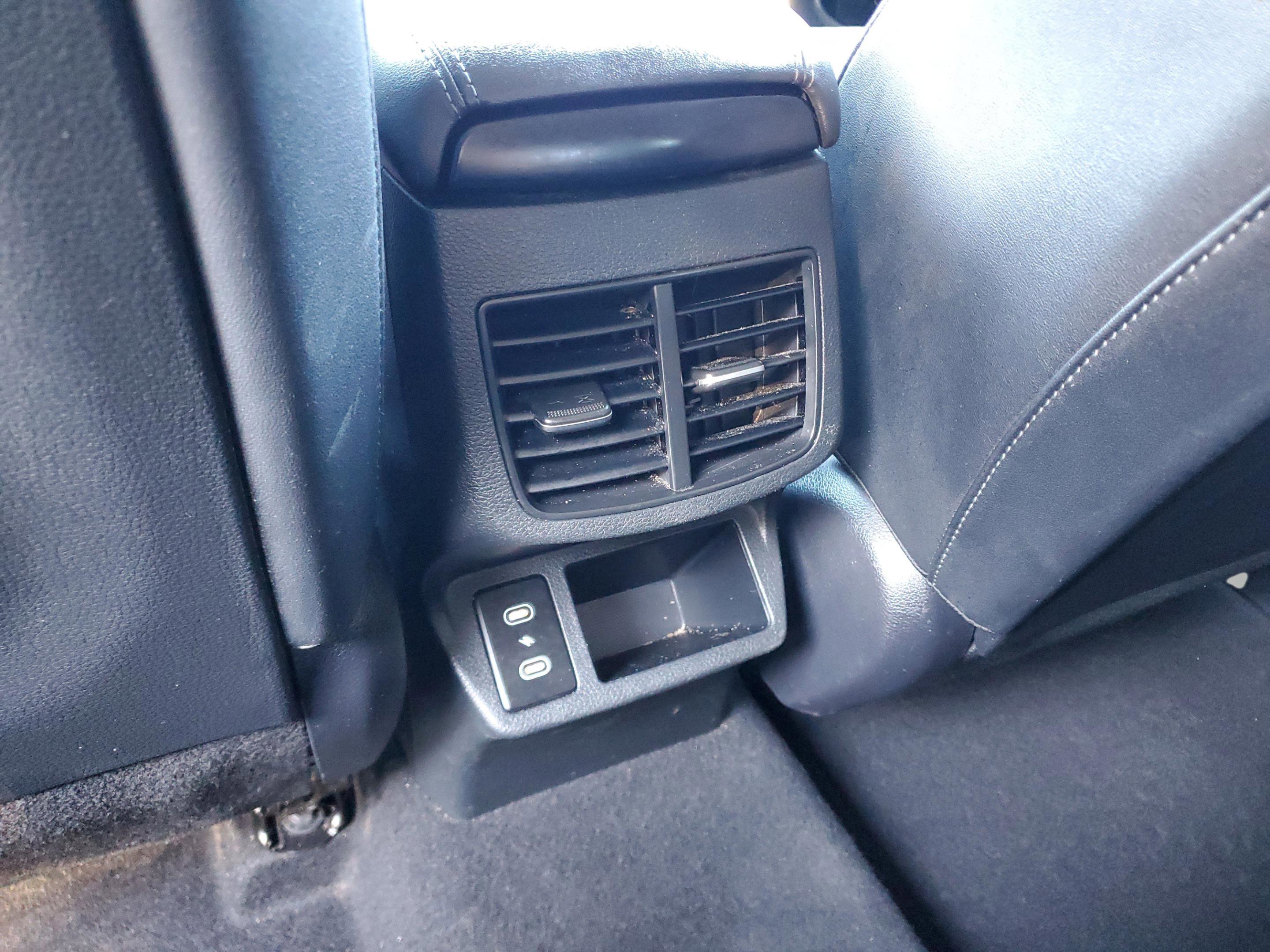 Certified 2024 Kia Seltos X-Line image 17