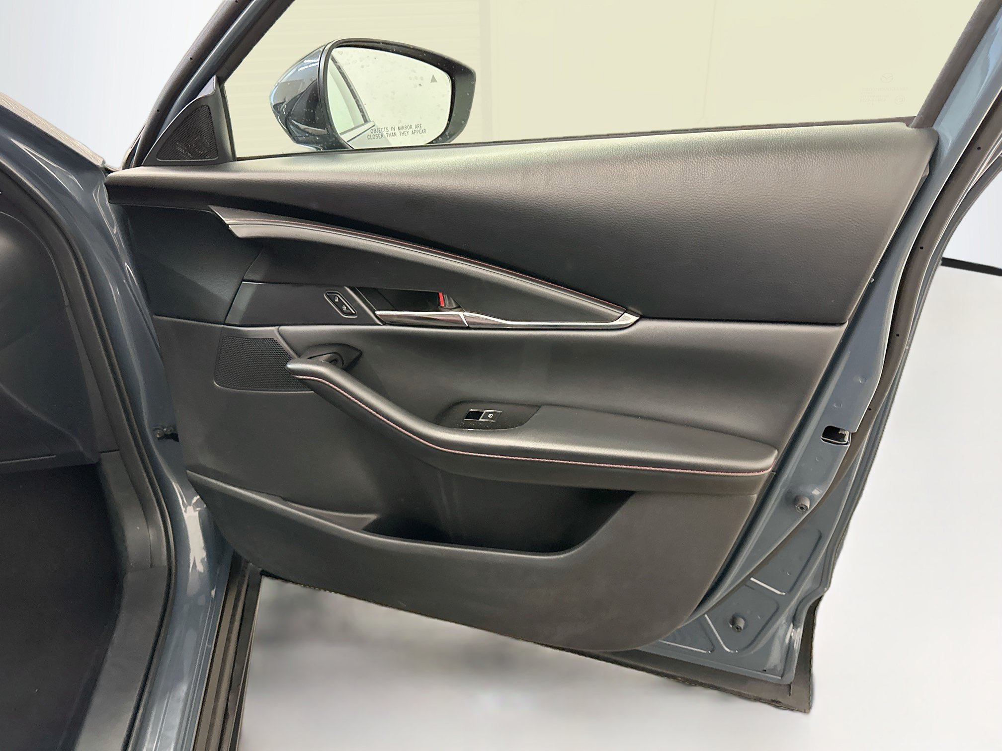 Used 2025 MAZDA CX-30 AWD 2.5 S w/ Preferred Package image 35
