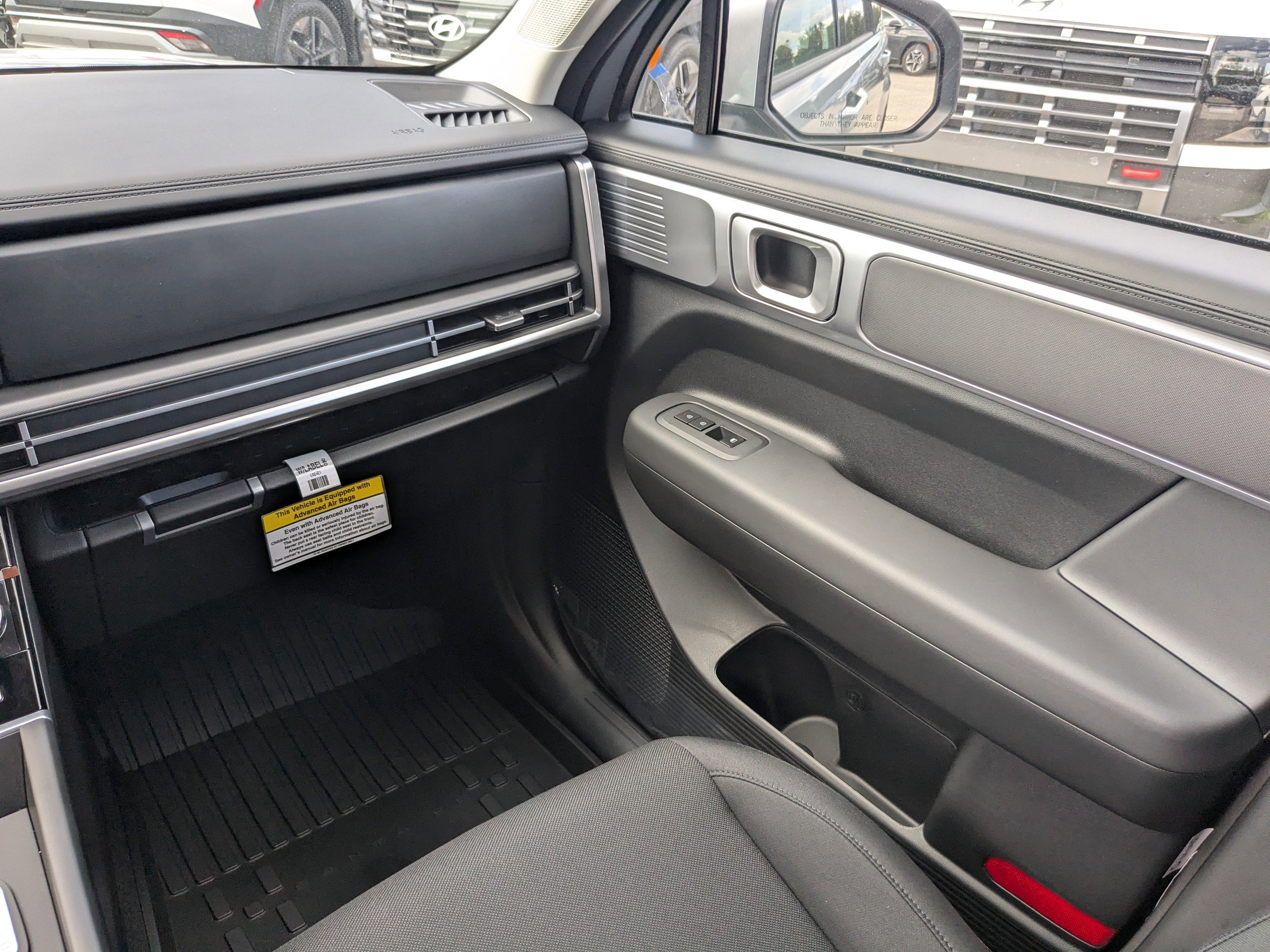 New 2026 Hyundai Santa Fe SE image 18