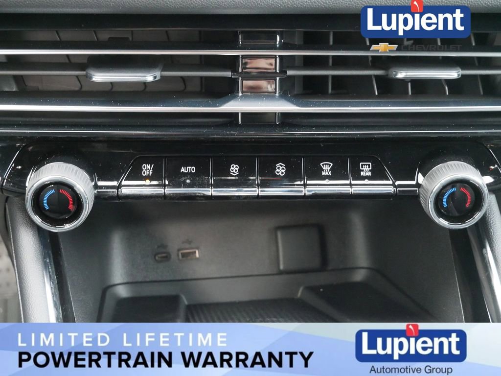 New 2026 Chevrolet Traverse LT w/ LPO, Floor Liner Package image 23