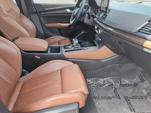 Used 2021 Audi Q5 Prestige w/ Prestige Package image 22
