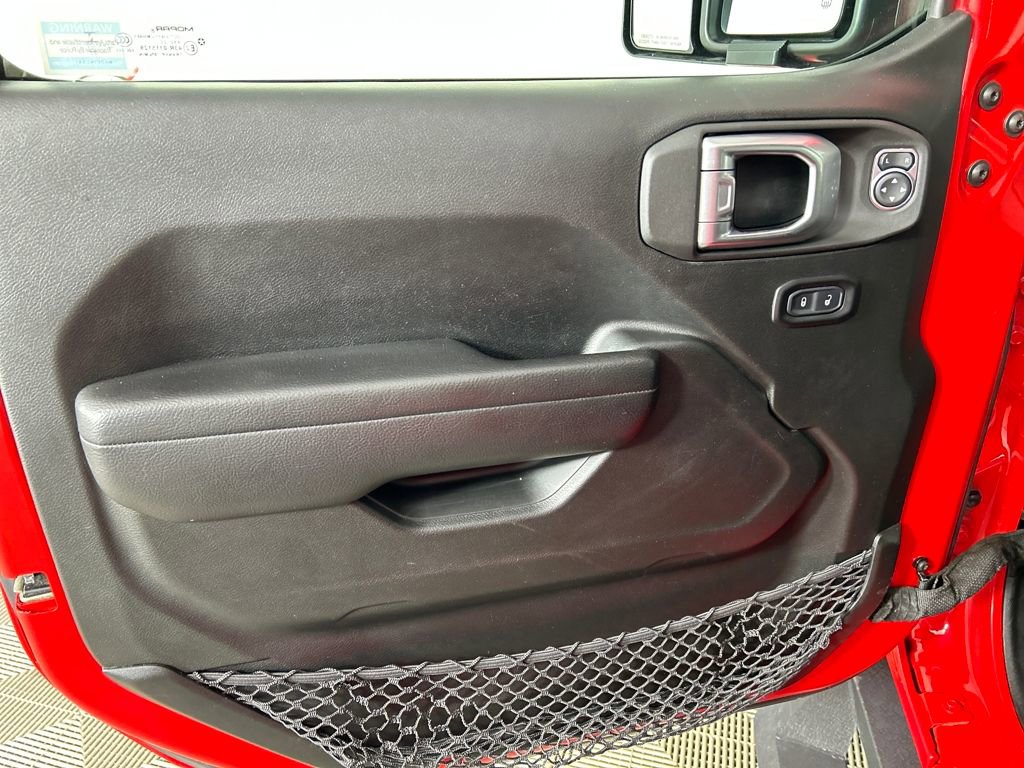 Used 2022 Jeep Gladiator Sport image 11