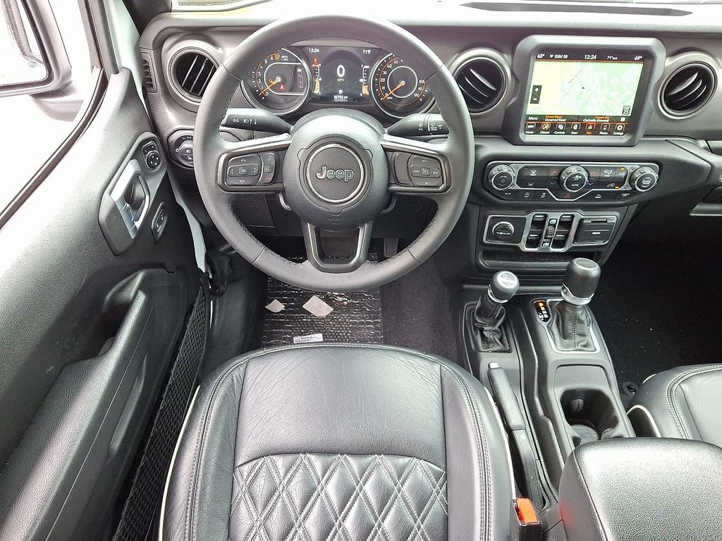 Used 2023 Jeep Gladiator Sport AWD/4WD image 9